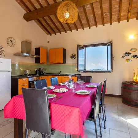 Holiday home Awesome In Volterra *