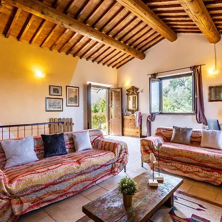 Awesome In Volterra Holiday home Montaperti (Pisa)