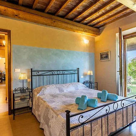 Holiday home Awesome In Volterra *