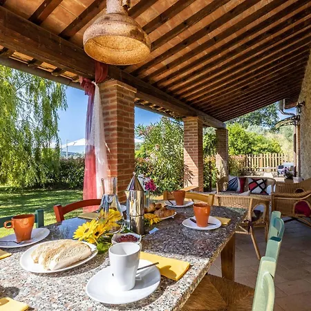 Holiday home Awesome In Volterra Montaperti (Pisa)